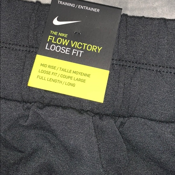 Nike sweatpants - Picture 2 of 4